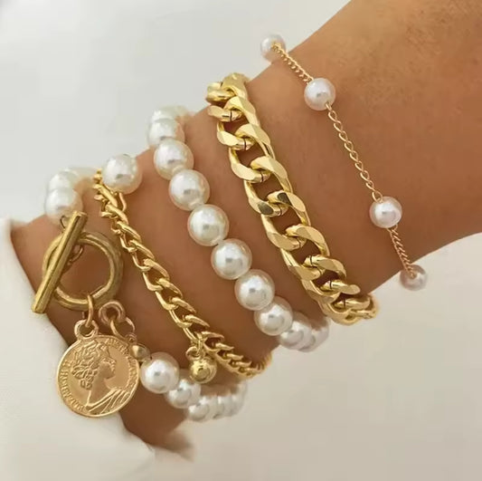 Gold Perl Bracelet Set